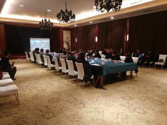 冯总陪同战略合作单位领导与山西省晋城市刘锋市长进行投资洽谈